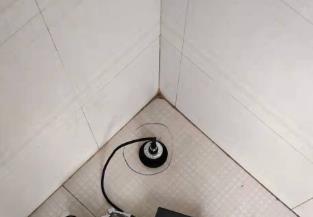 湘潭卫生间漏水维修之 loft 夹层储藏室毗邻暗管渗水哪家好，推荐诚匠小爱修缮